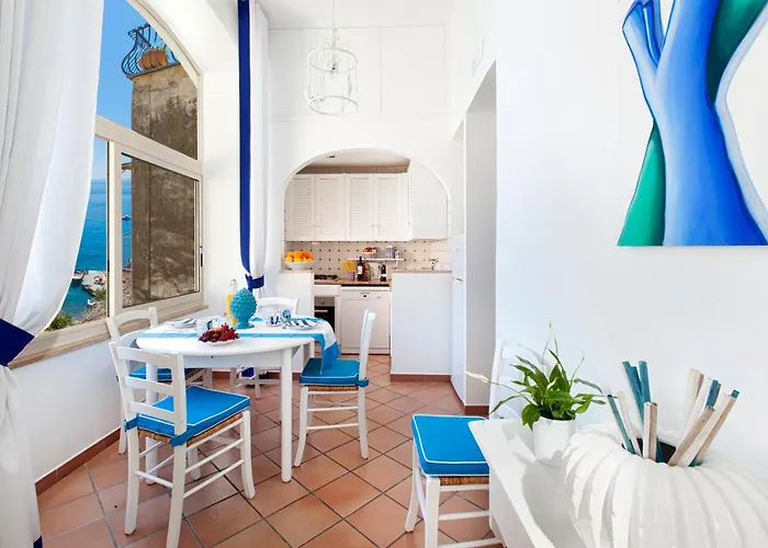 Casa Mimosa بوسيتانو